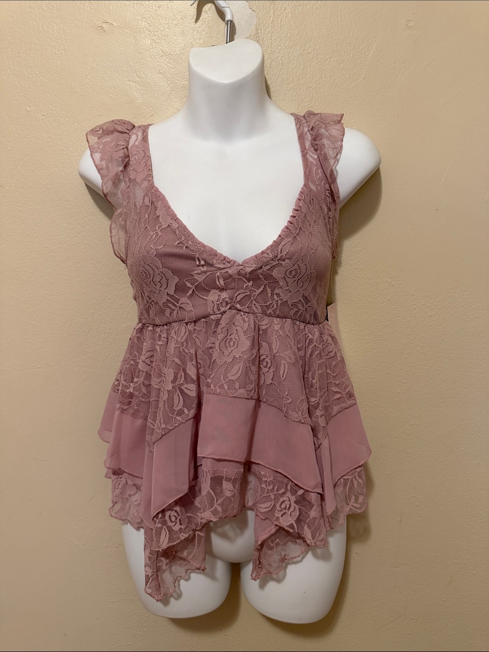 Women's Lace Peplum Tank Top - Dusty Rose